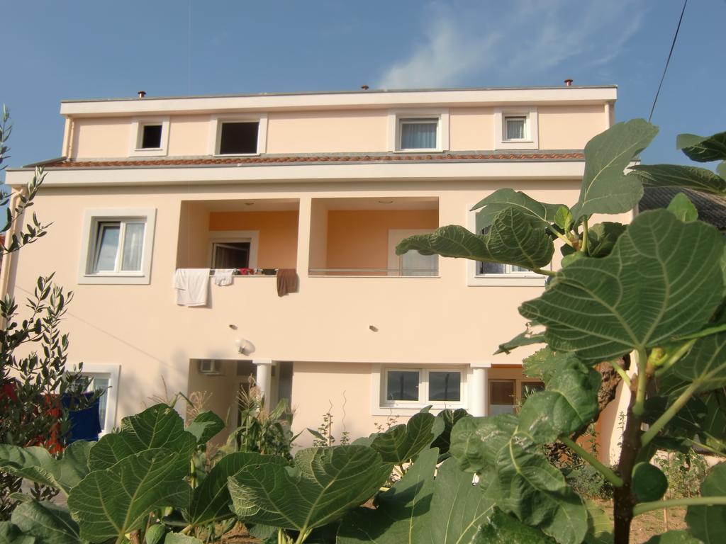 Apartments Jadranka Privlaka  Luaran gambar