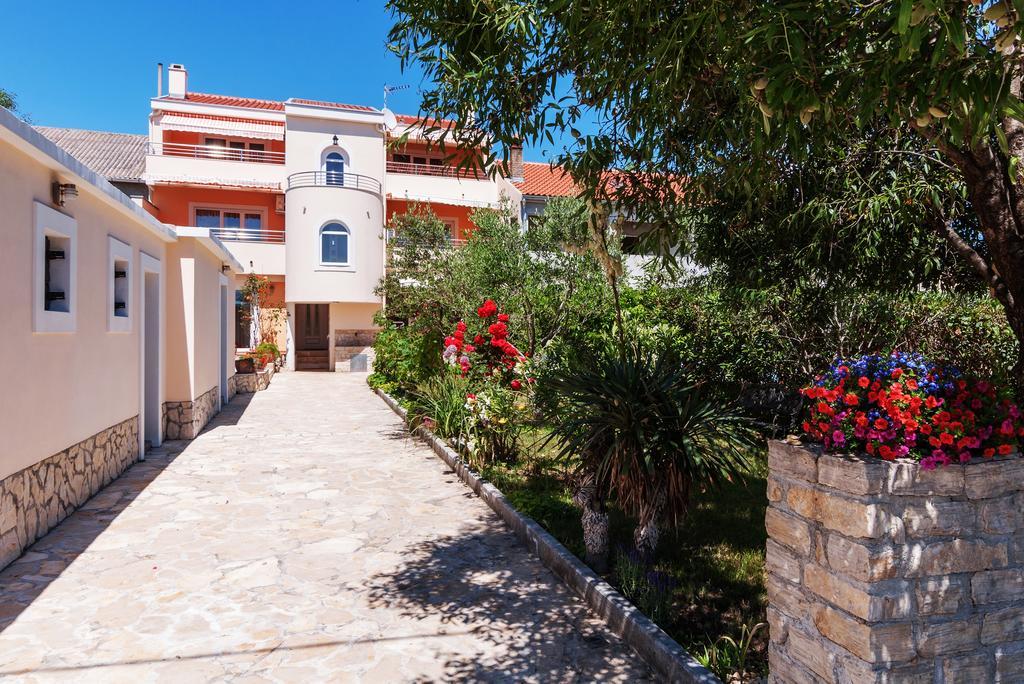 Apartments Jadranka Privlaka  Luaran gambar