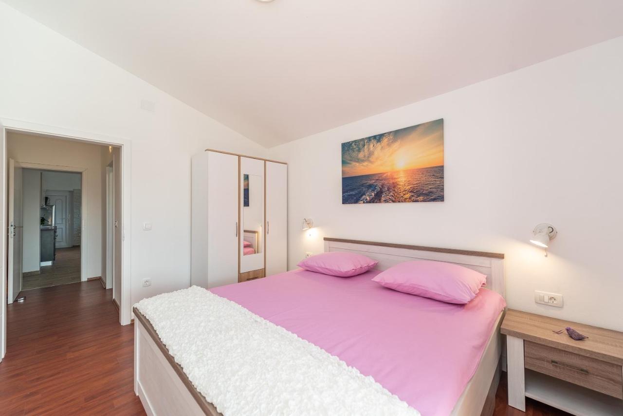 Apartments Jadranka Privlaka  Luaran gambar